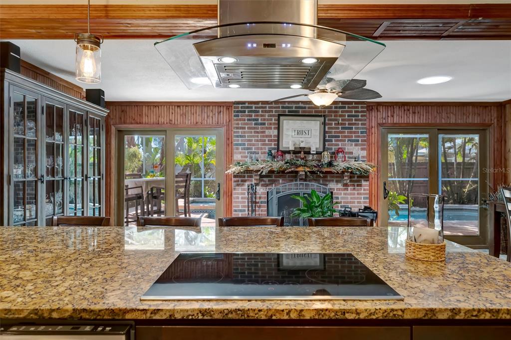 9782 55th Avenue North St. Petersburg, FL 33708 - Photo 14 of 56