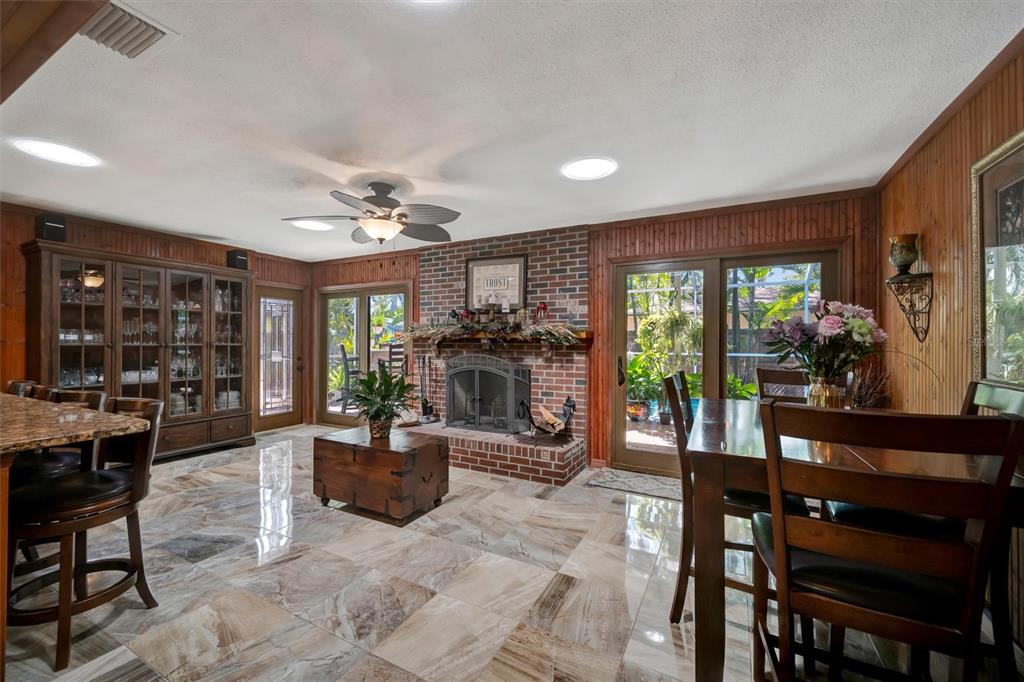 9782 55th Avenue North St. Petersburg, FL 33708 - Photo 18 of 56