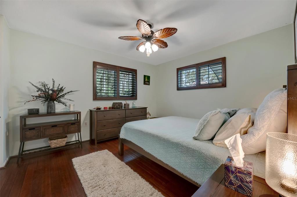 9782 55th Avenue North St. Petersburg, FL 33708 - Photo 44 of 56