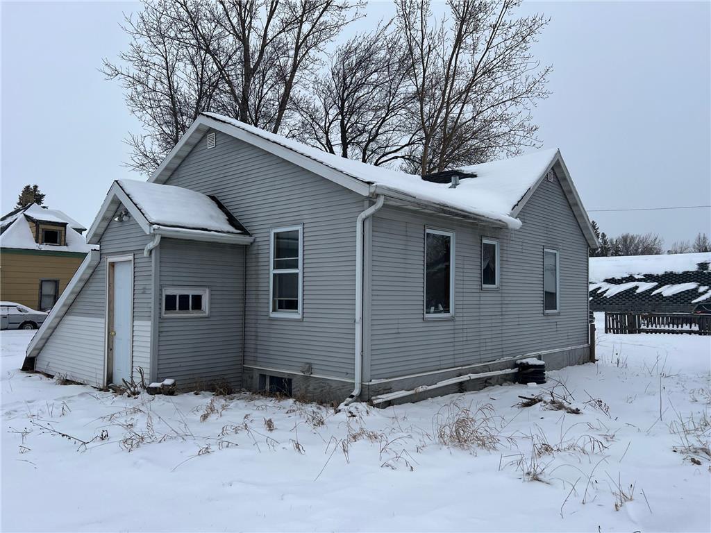 118 1st Street South Mentor, MN 56736 - Photo 6 of 24