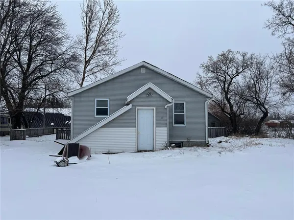 $55,000 | 118 1st Street South, Mentor, MN 56736