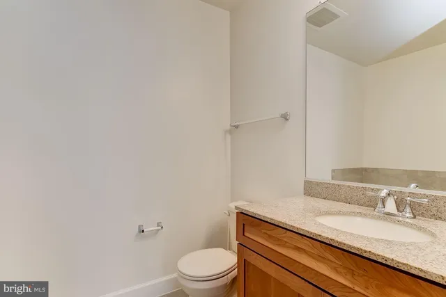 $3,650 | 1205 North Garfield Street, Unit PH7, Arlington, VA 22201