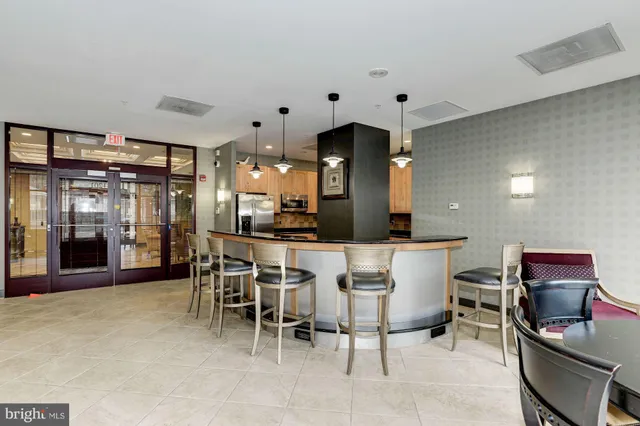 $3,650 | 1205 North Garfield Street, Unit PH7, Arlington, VA 22201