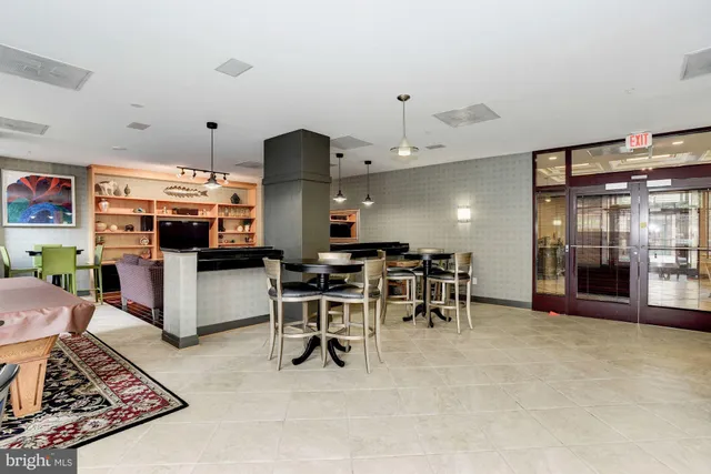 $3,650 | 1205 North Garfield Street, Unit PH7, Arlington, VA 22201