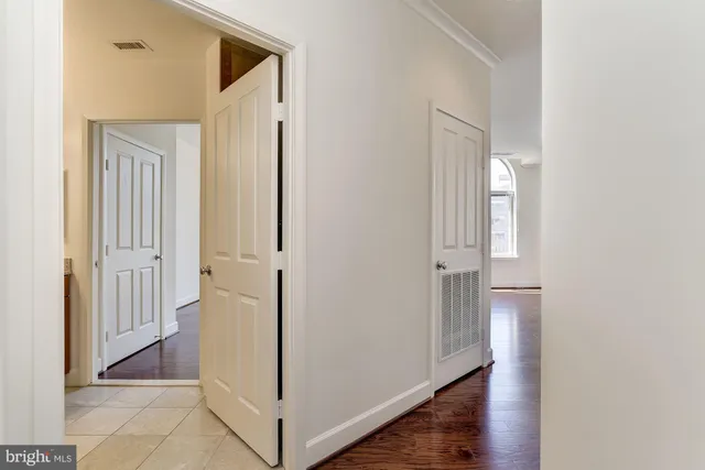 $3,650 | 1205 North Garfield Street, Unit PH7, Arlington, VA 22201