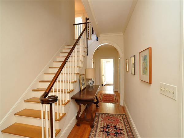 160-162 Old County Road Lincoln, MA 01773 - Photo 16 of 29 Gallery Image 16