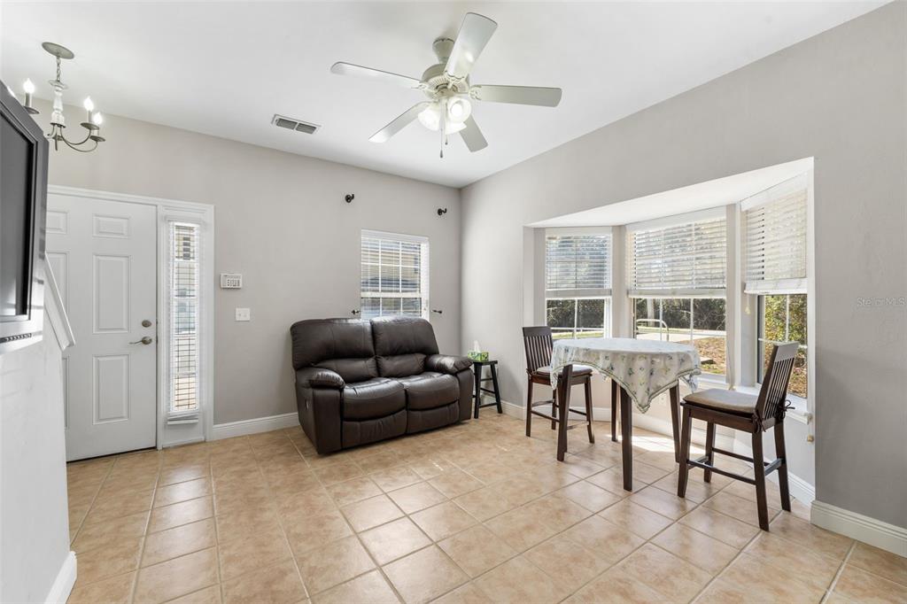 2964 Southwest 35th Place, Unit 71 Gainesville, FL 32608 - Photo 4 of 22