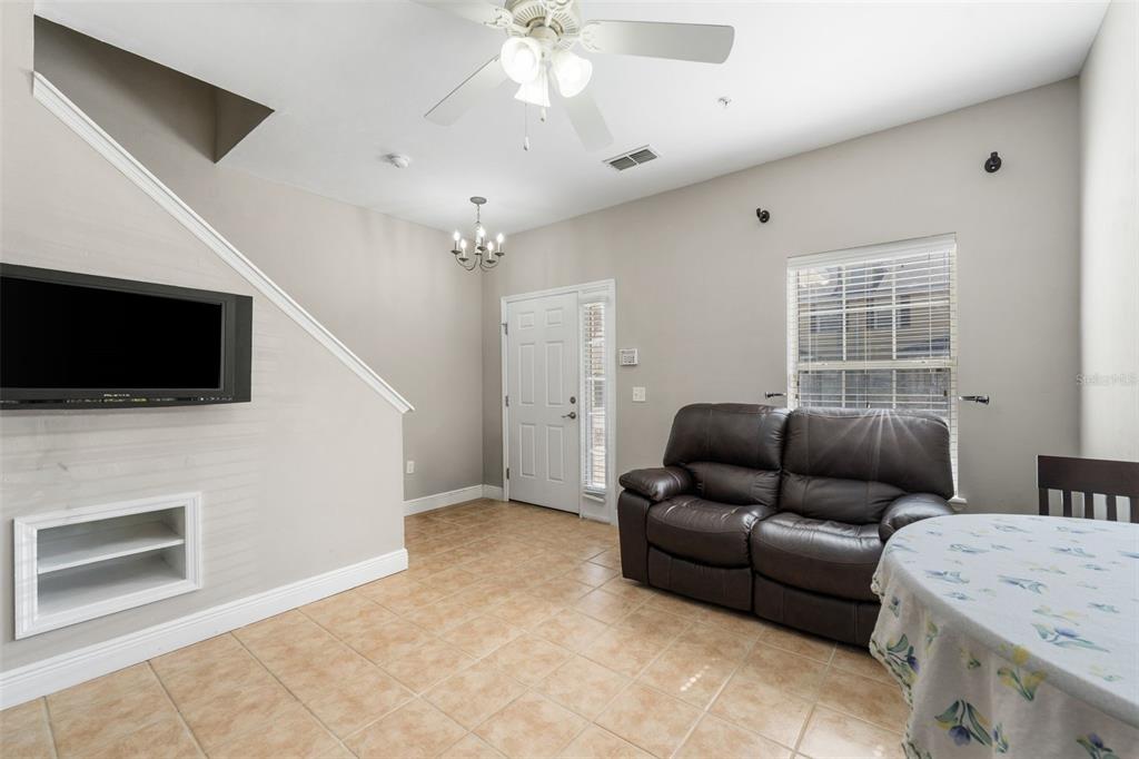 2964 Southwest 35th Place, Unit 71 Gainesville, FL 32608 - Photo 5 of 22