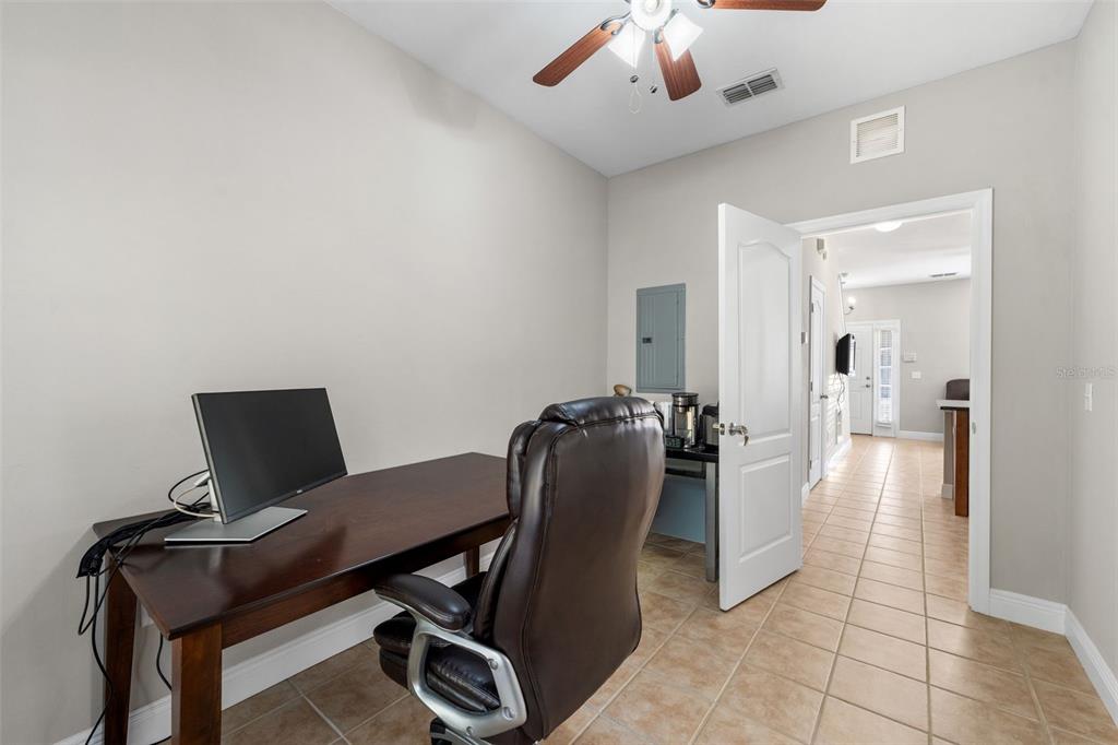 2964 Southwest 35th Place, Unit 71 Gainesville, FL 32608 - Photo 10 of 22