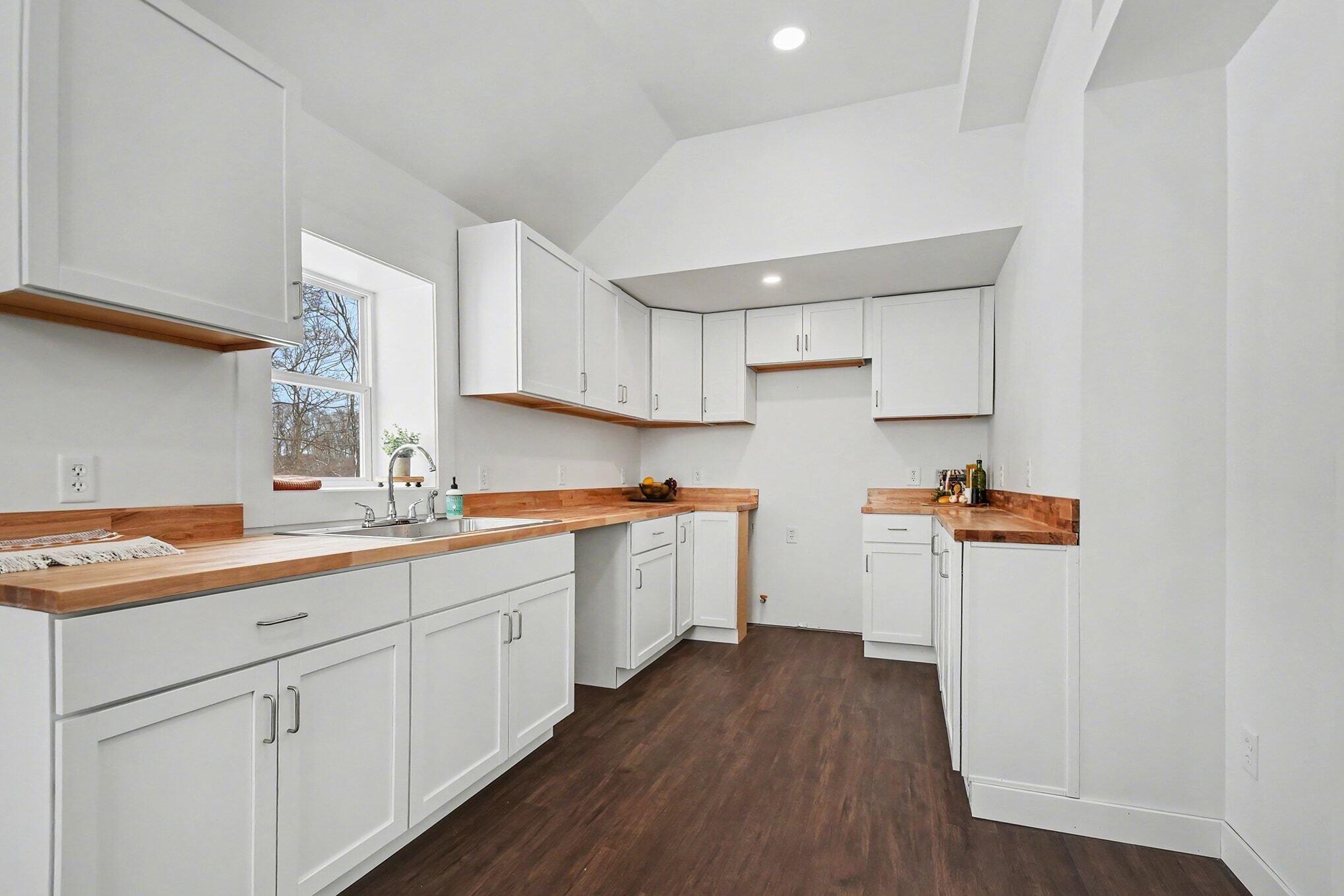 63091 Calvin Center Road Cassopolis, MI 49031 - Photo 12 of 41 file_1181