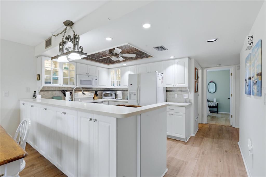 6800 Placida Road, Unit TH4 Englewood, FL 34224 - Photo 3 of 51 Gallery Image 3
