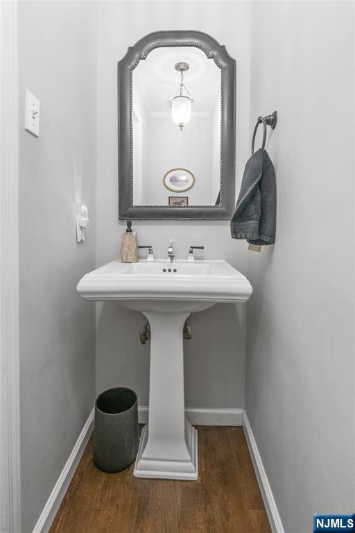 20 Dwight Street Wayne, NJ 07470 - Photo 14 of 49