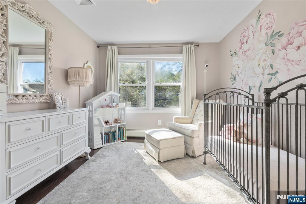 20 Dwight Street Wayne, NJ 07470 - Photo 25 of 49
