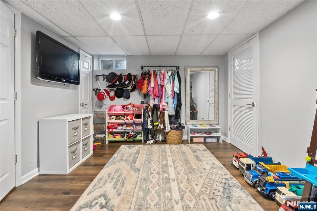 20 Dwight Street Wayne, NJ 07470 - Photo 36 of 49