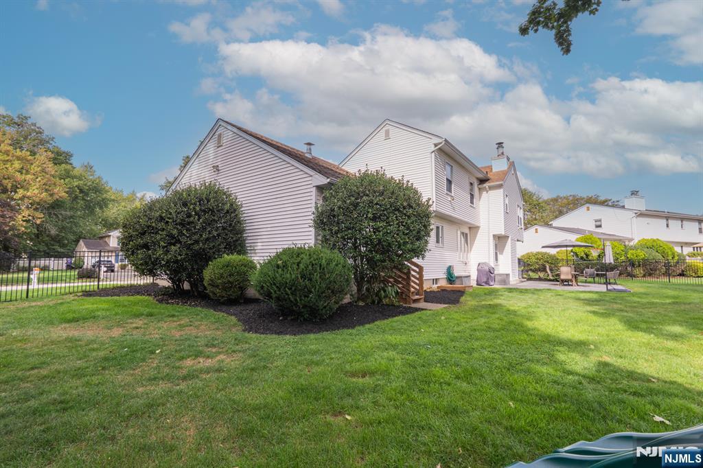 20 Dwight Street Wayne, NJ 07470 - Photo 40 of 49