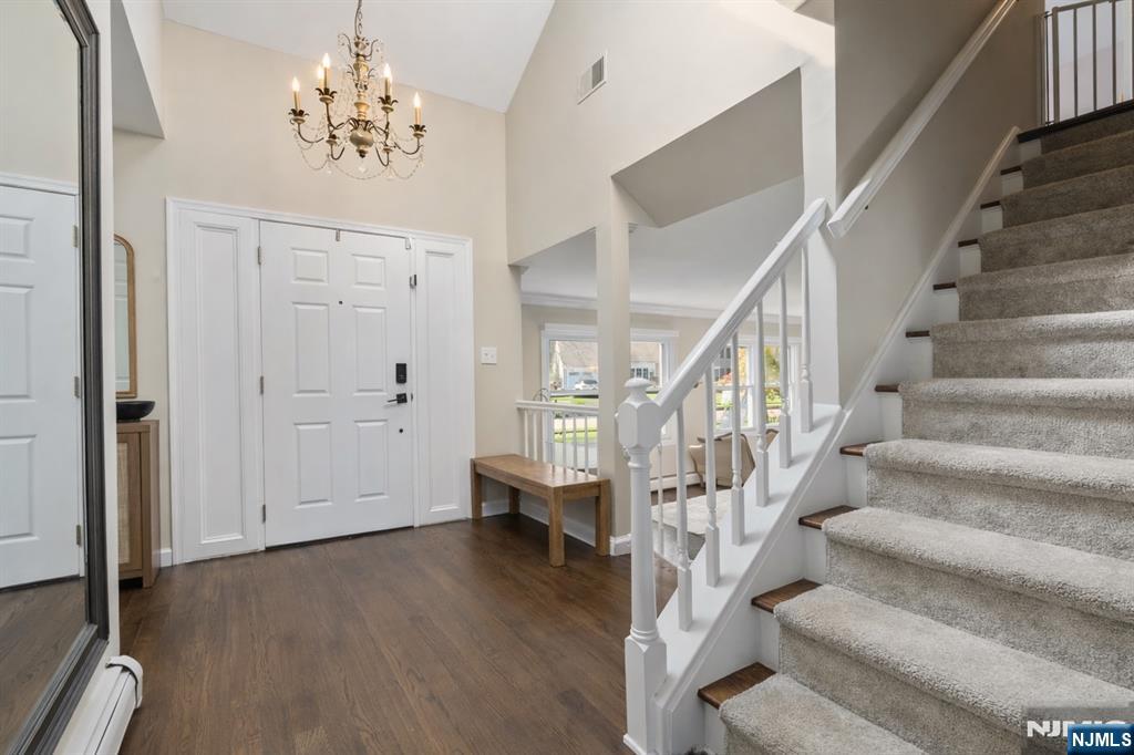 20 Dwight Street Wayne, NJ 07470 - Photo 7 of 49