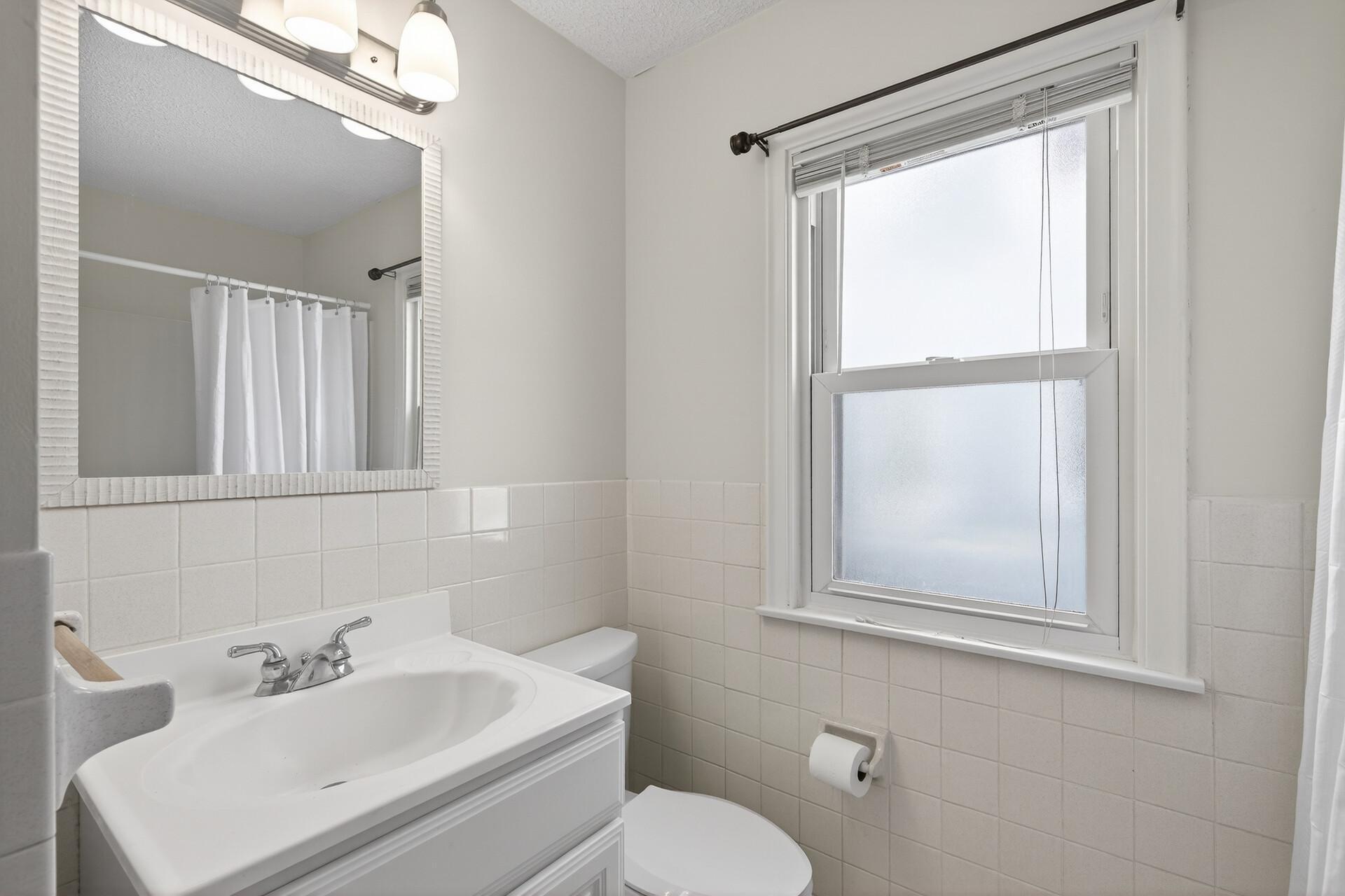 2186 4th Street East St. Paul, MN 55119 - Photo 11 of 23