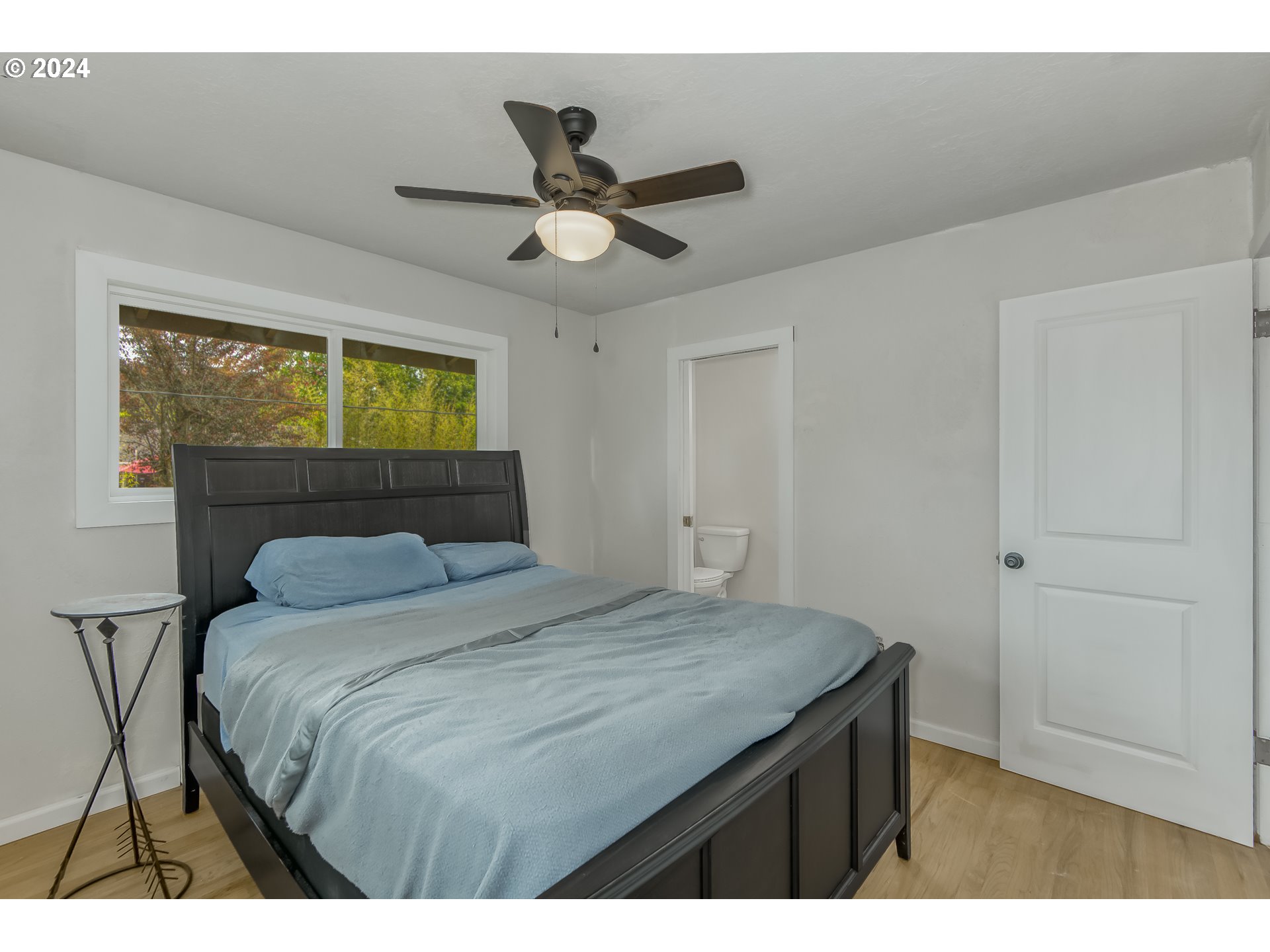 11110 Southwest 64th Avenue Portland, OR 97219 - Photo 13 of 26