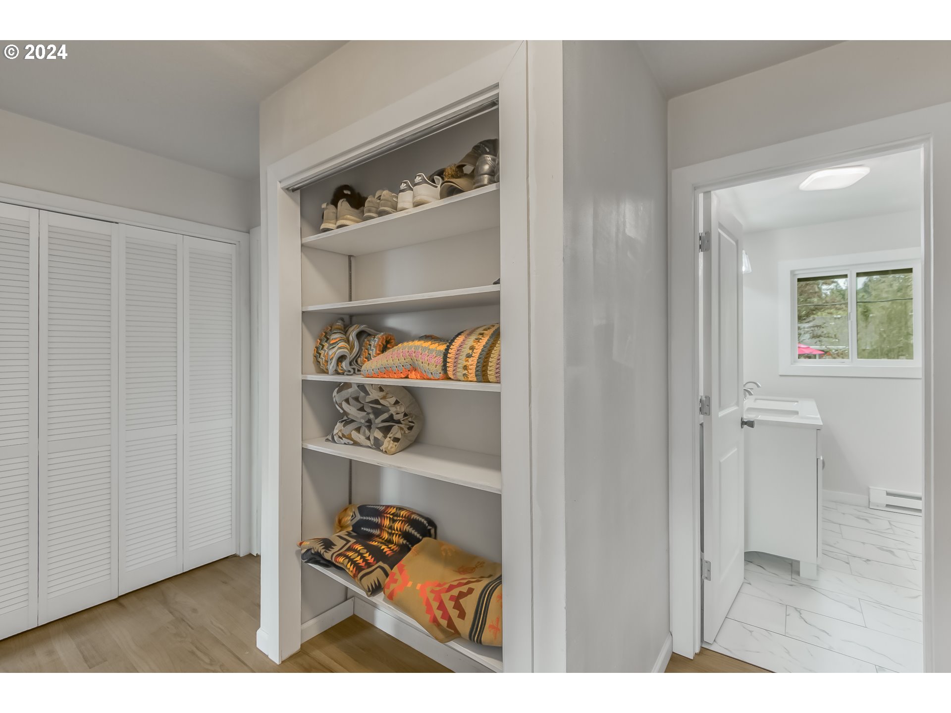 11110 Southwest 64th Avenue Portland, OR 97219 - Photo 15 of 26