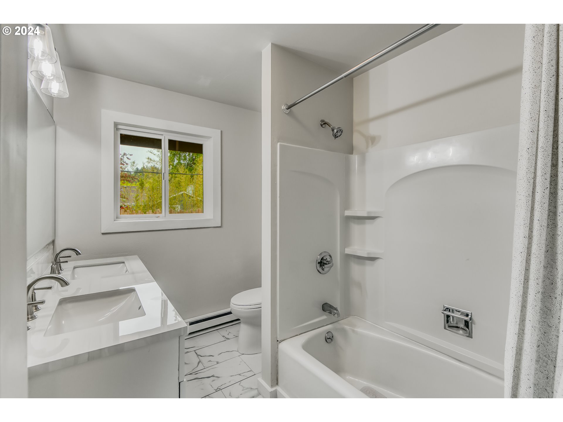 11110 Southwest 64th Avenue Portland, OR 97219 - Photo 17 of 26