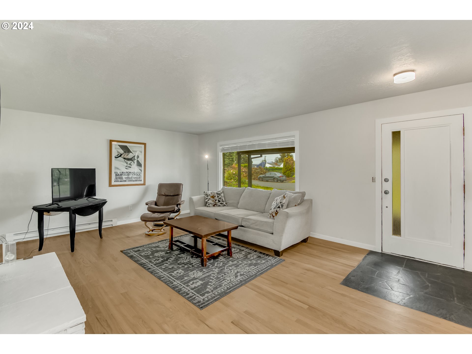 11110 Southwest 64th Avenue Portland, OR 97219 - Photo 4 of 26