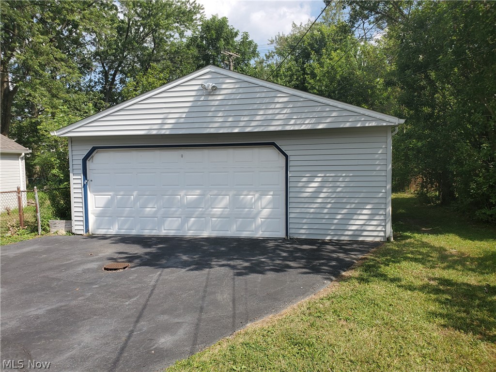 3529 Silsby Road Cleveland, OH 44118 - Photo 2 of 15 Gallery Image 2