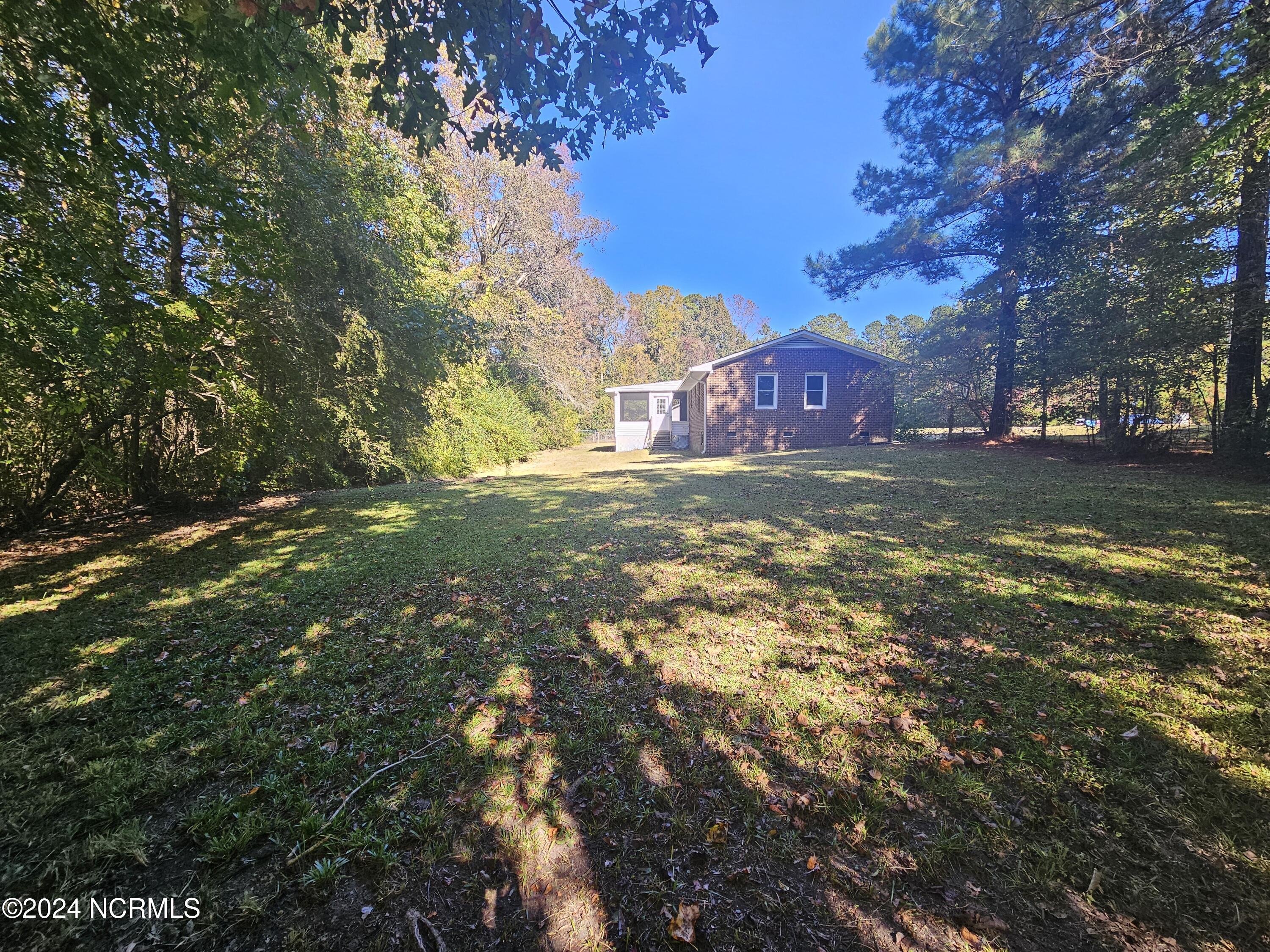 1961 Rocky Run Road Jacksonville, NC 28546 - Photo 6 of 32 Sideview 5