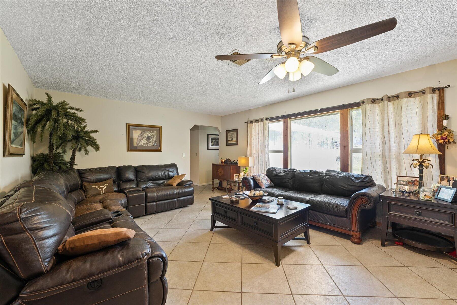 14536 N Road Loxahatchee Groves, FL 33470 - Photo 8 of 19 15-DSC07654