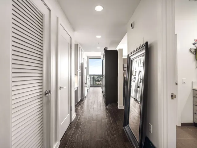 $572,000 | 1212 Laurel Street, Unit 2009 SE, Nashville, TN 37203