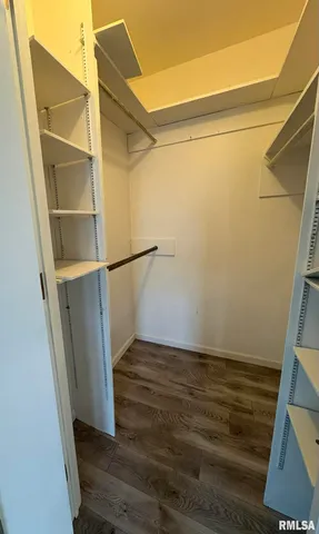 $285,000 | 2111 Curved Creek Court, Quincy, IL 62301