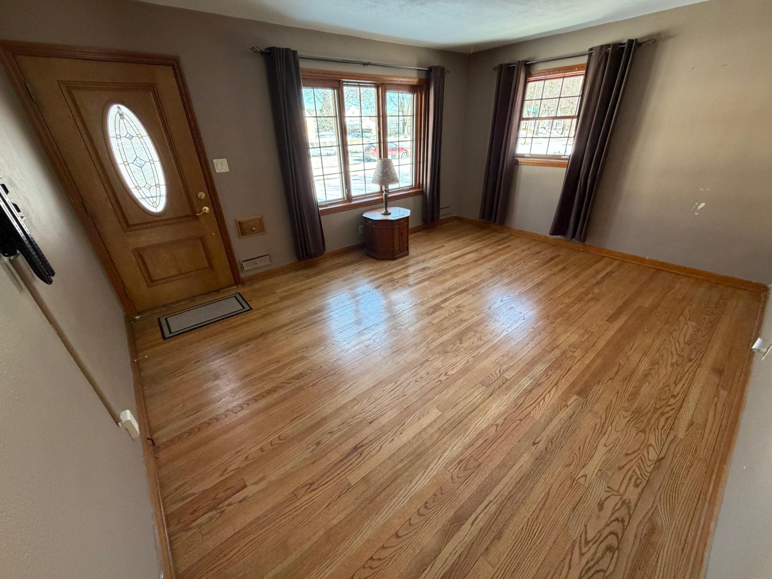 6411 West Cleveland Avenue Milwaukee, WI 53219 - Photo 18 of 41 Living Room 1
