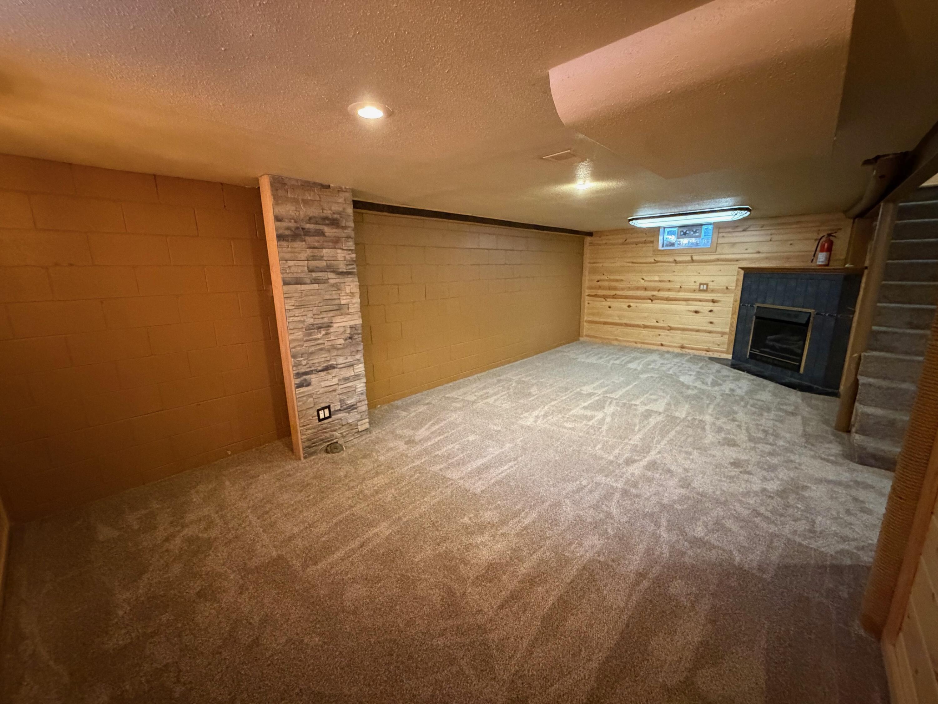 6411 West Cleveland Avenue Milwaukee, WI 53219 - Photo 30 of 41 Rec Room 2