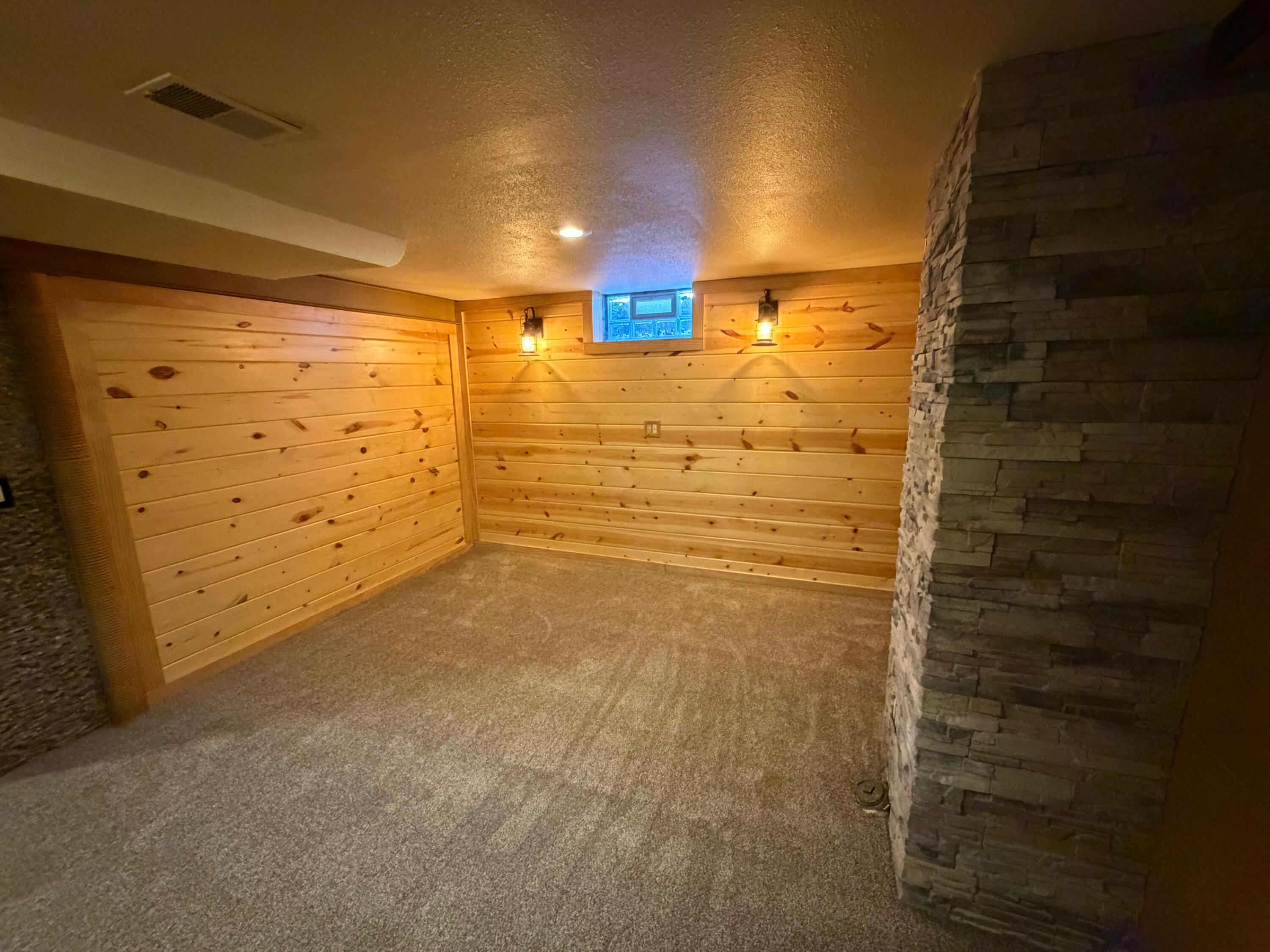 6411 West Cleveland Avenue Milwaukee, WI 53219 - Photo 31 of 41 Rec Room 3