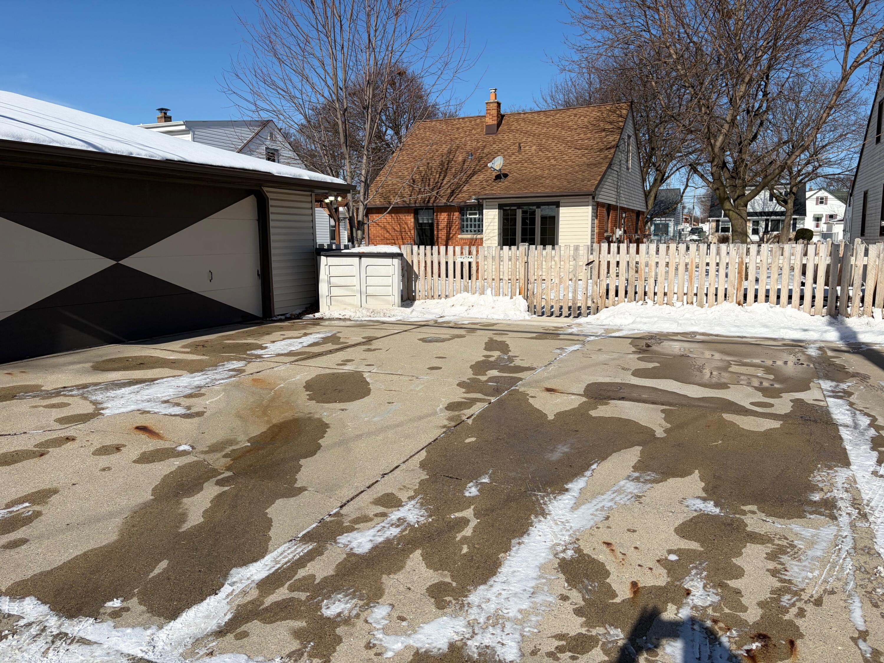 6411 West Cleveland Avenue Milwaukee, WI 53219 - Photo 10 of 41 Parking Slab