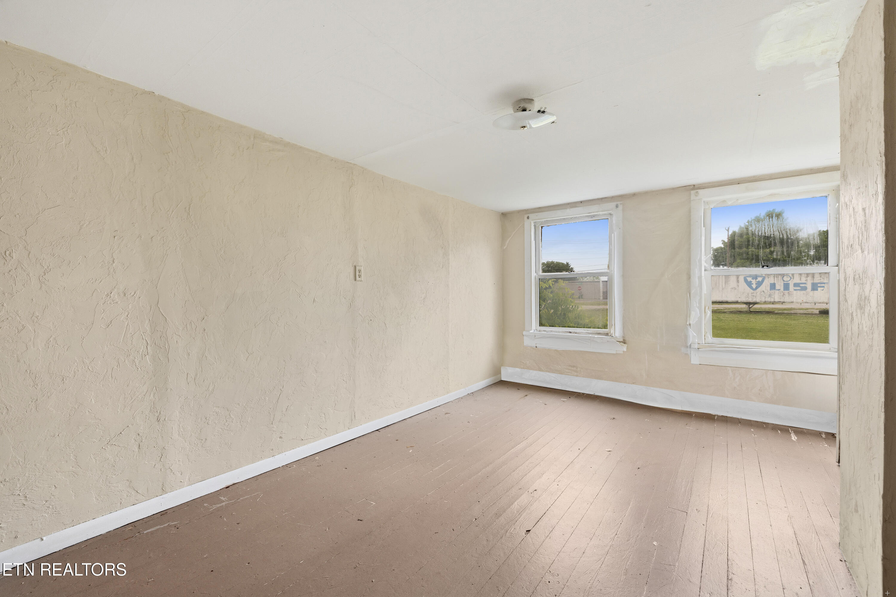 713 Rutledge Avenue Morristown, TN 37813 - Photo 12 of 29 18 Positive Perceptions-18