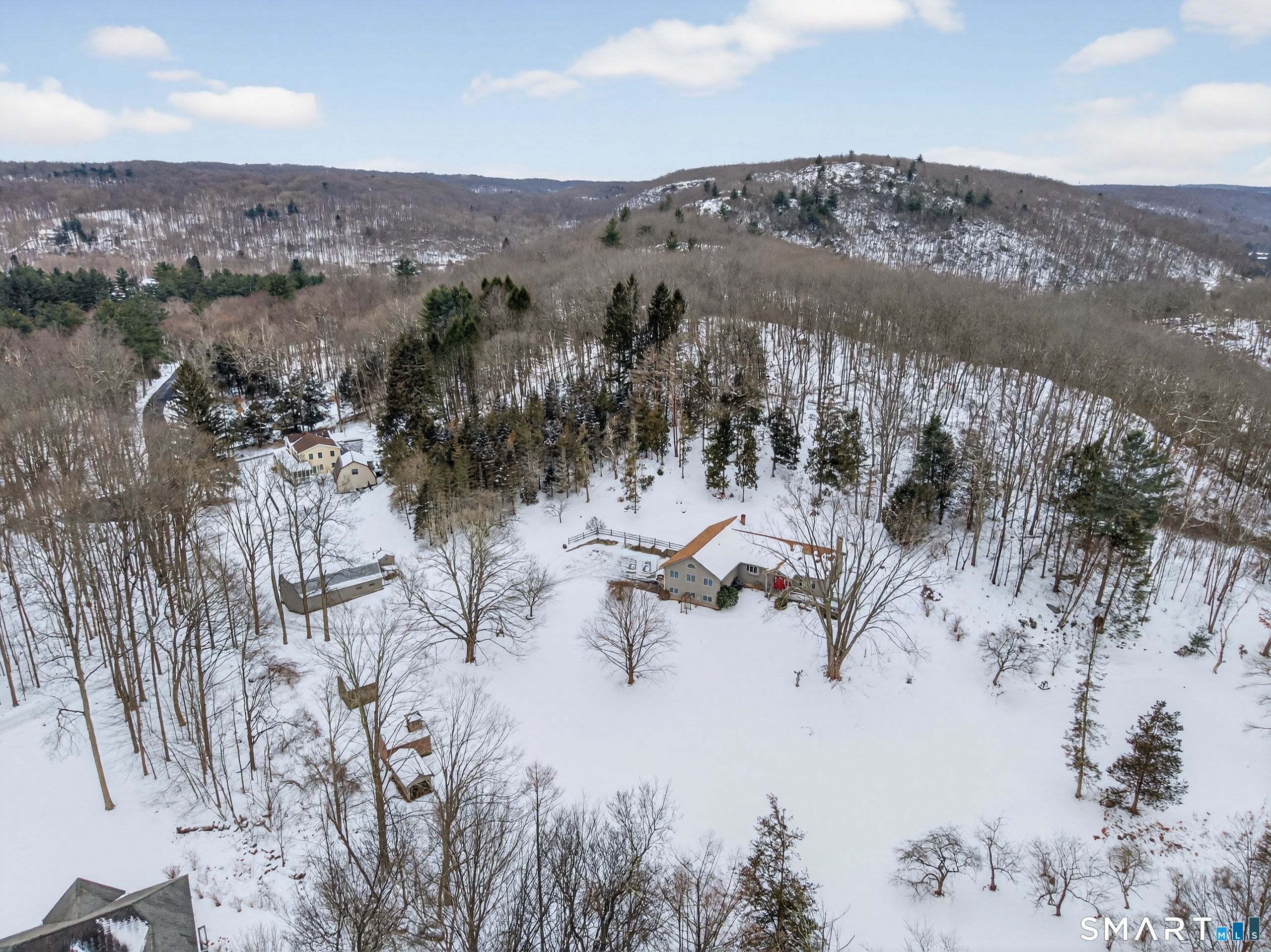 61 Edwards Road Bethany, CT 06524 - Photo 21 of 40 a view of a terrace with a mountain
