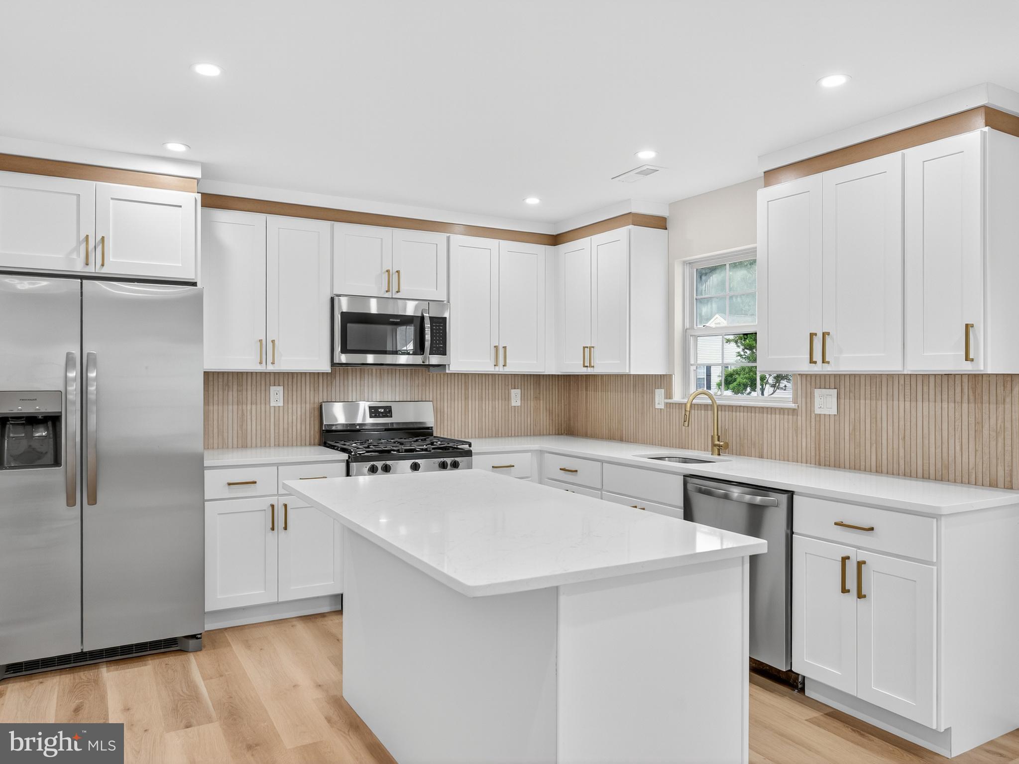 402 Paradise Road Williamstown, NJ 08094 - Photo 12 of 34