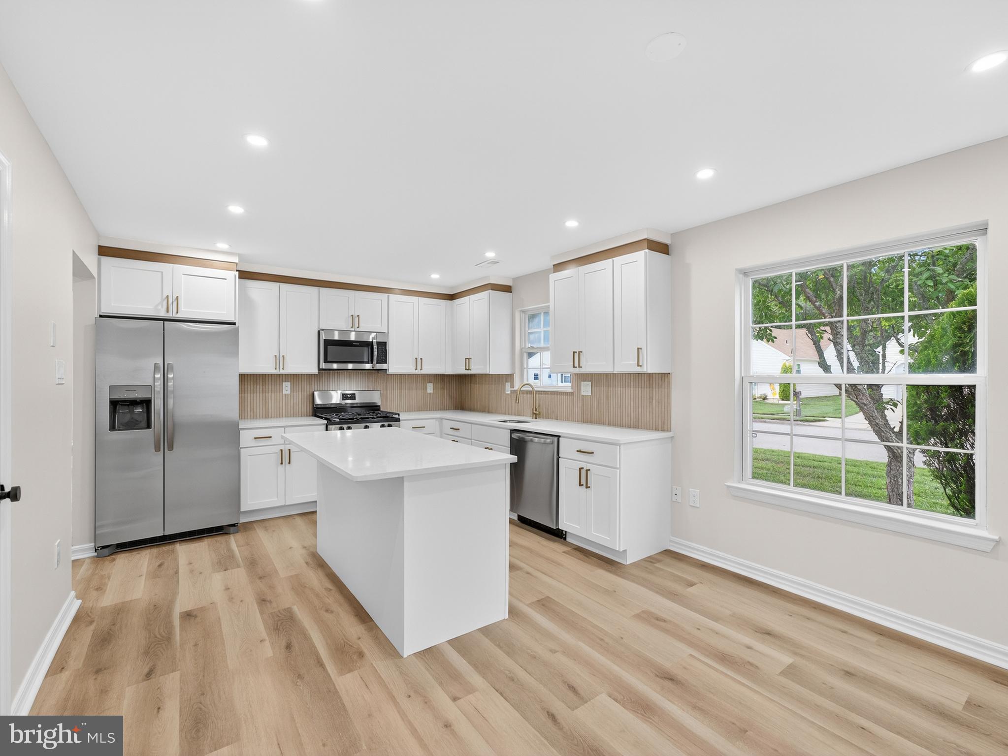 402 Paradise Road Williamstown, NJ 08094 - Photo 14 of 34