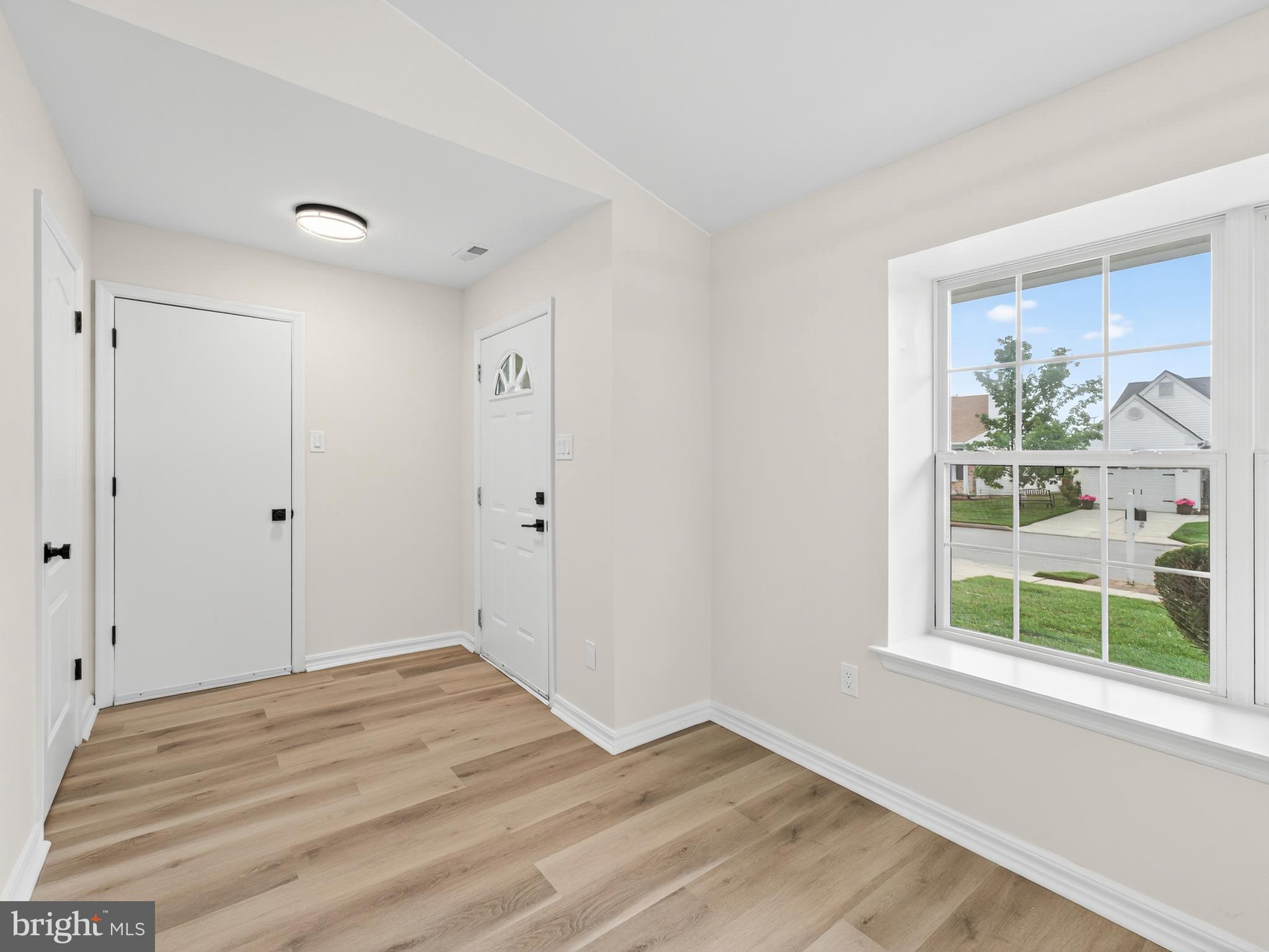 402 Paradise Road Williamstown, NJ 08094 - Photo 6 of 34