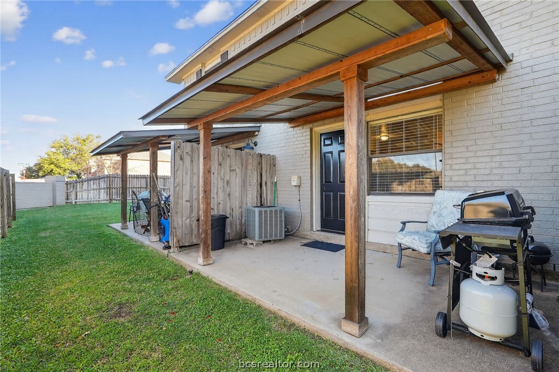 1400 Summit Street, Unit B College Station, TX 77845 - Photo 21 of 28