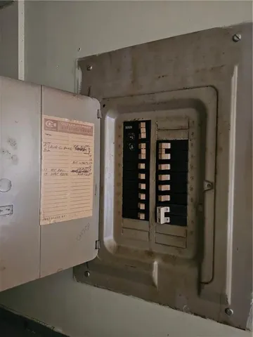 $184,999 | 2525 South 50 Street, Kansas City, KS 66106