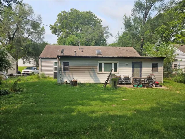 $184,999 | 2525 South 50 Street, Kansas City, KS 66106