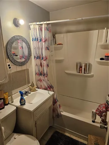 $184,999 | 2525 South 50 Street, Kansas City, KS 66106