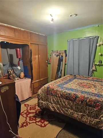 $184,999 | 2525 South 50 Street, Kansas City, KS 66106