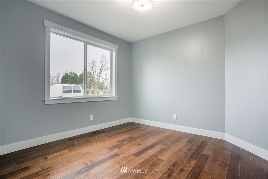 569 East Smith Road Bellingham, WA 98226 - Photo 14 of 24