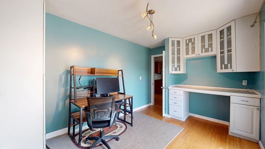 38 Island Road Holland, MA 01521 - Photo 17 of 42