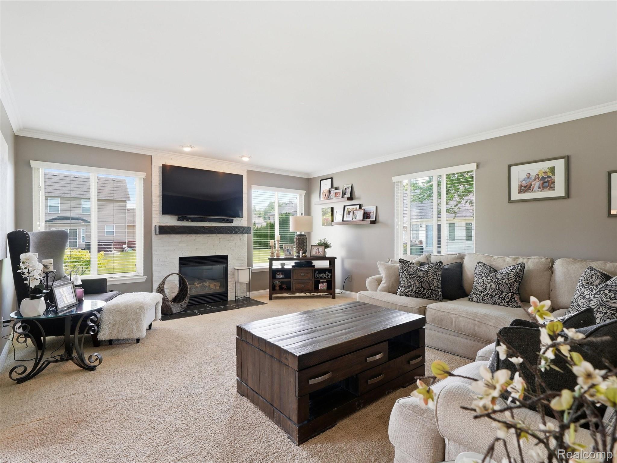 23621 Crescent Ridge Drive New Boston, MI 48164 - Photo 14 of 45 16-DSC00014.jpg