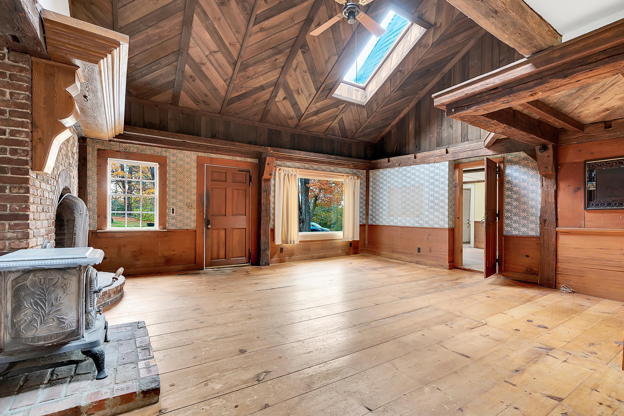 129 Perry Hill Road Harrison, ME 04040 - Photo 18 of 77 129PerryHill-8