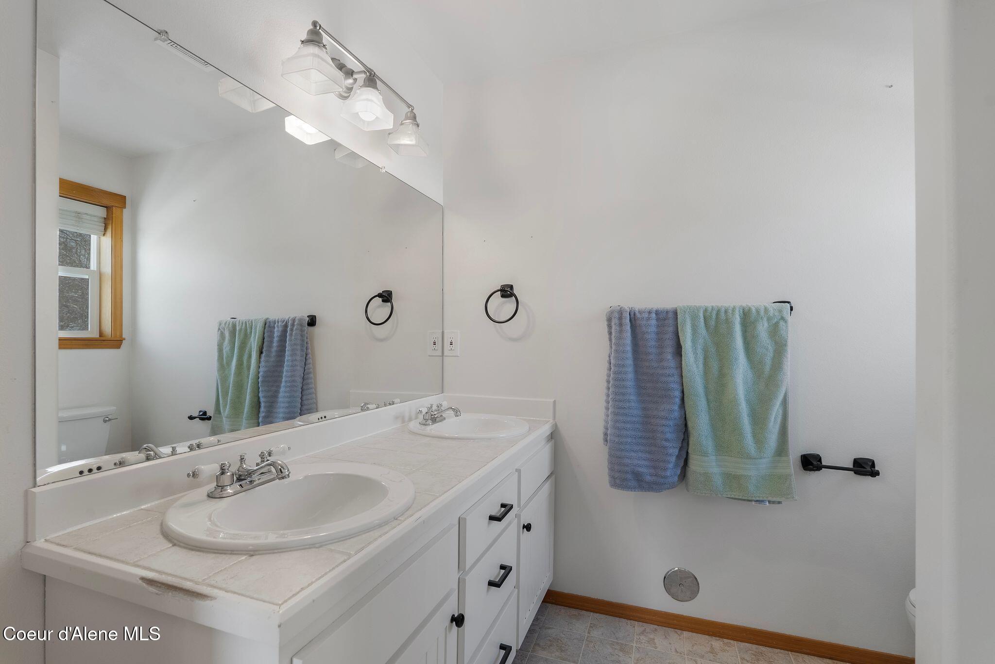 231 South 4th Avenue Sandpoint, ID 83864 - Photo 30 of 50 26_DSC03656