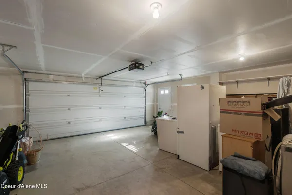 $750,000 | 231 South 4th Avenue, Sandpoint, ID 83864